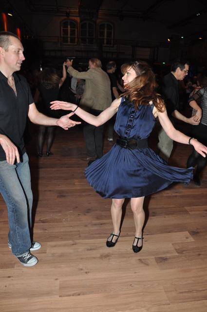 min 2013 12 15 station danse 188
